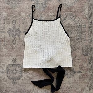 Promesa Black and White Knit Top